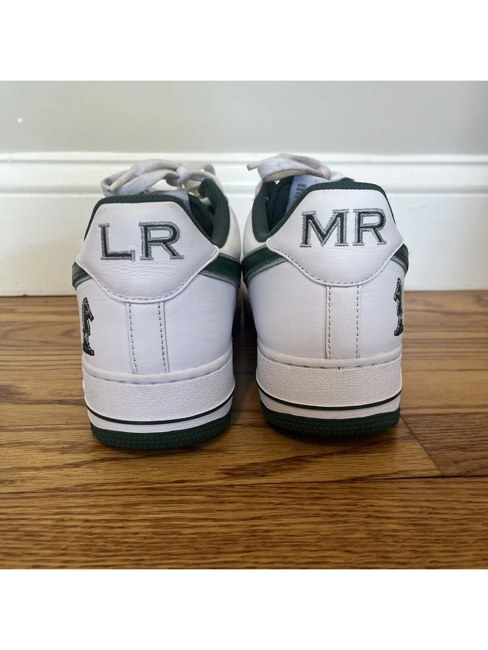 Nike ships fast